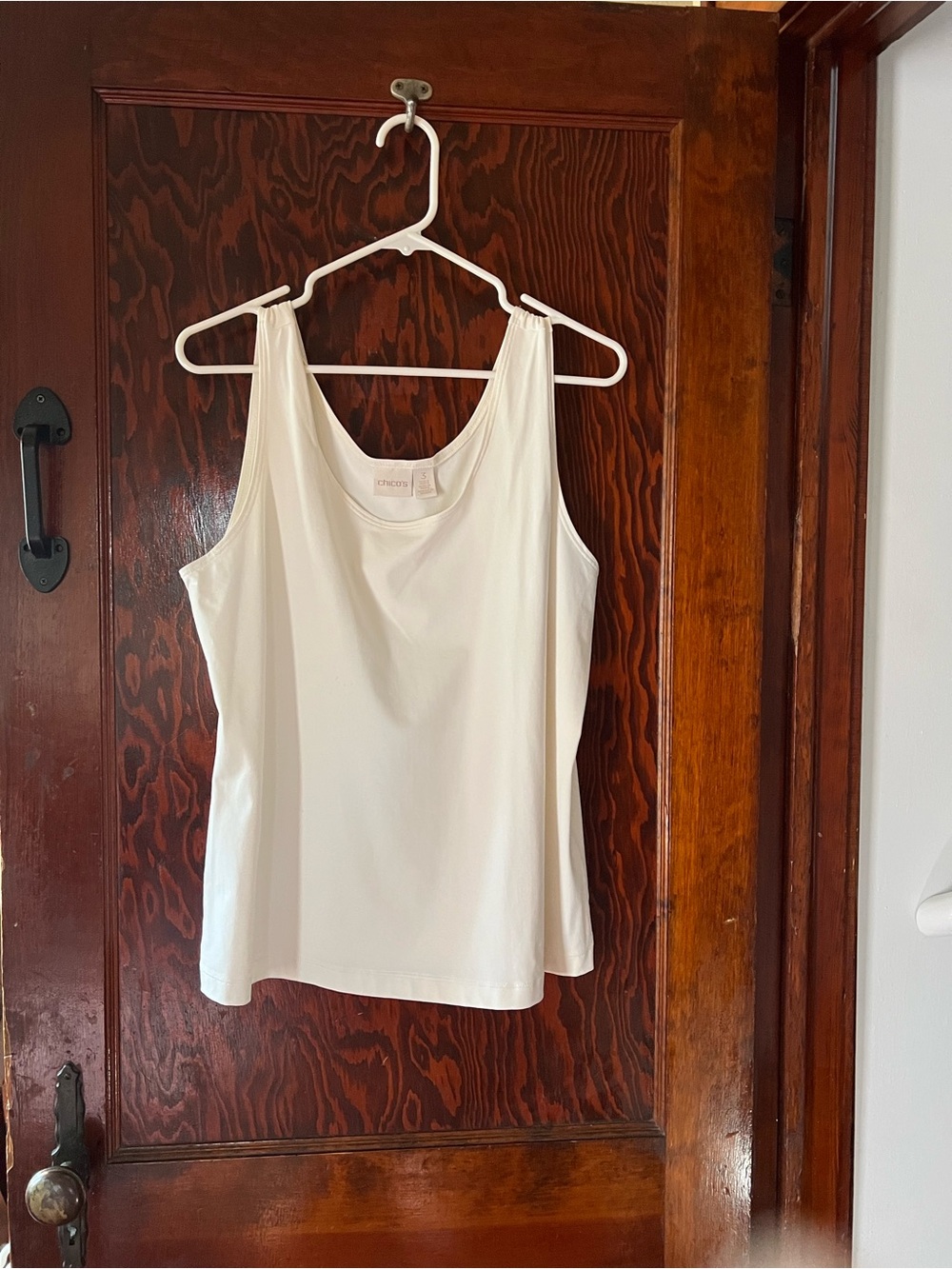 Chico's Ivory Scoop Neck Tank